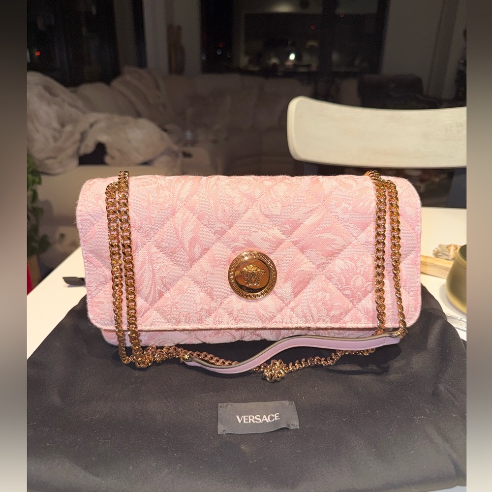 Versace Elegant Pink Quilted Shoulder Bag